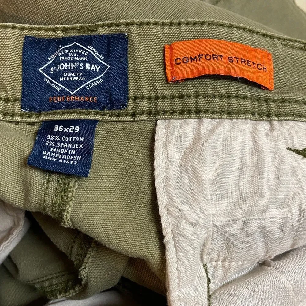 St John’s Bay Men's Olive Cargo Pants with Utility Pockets - Casual Workwear